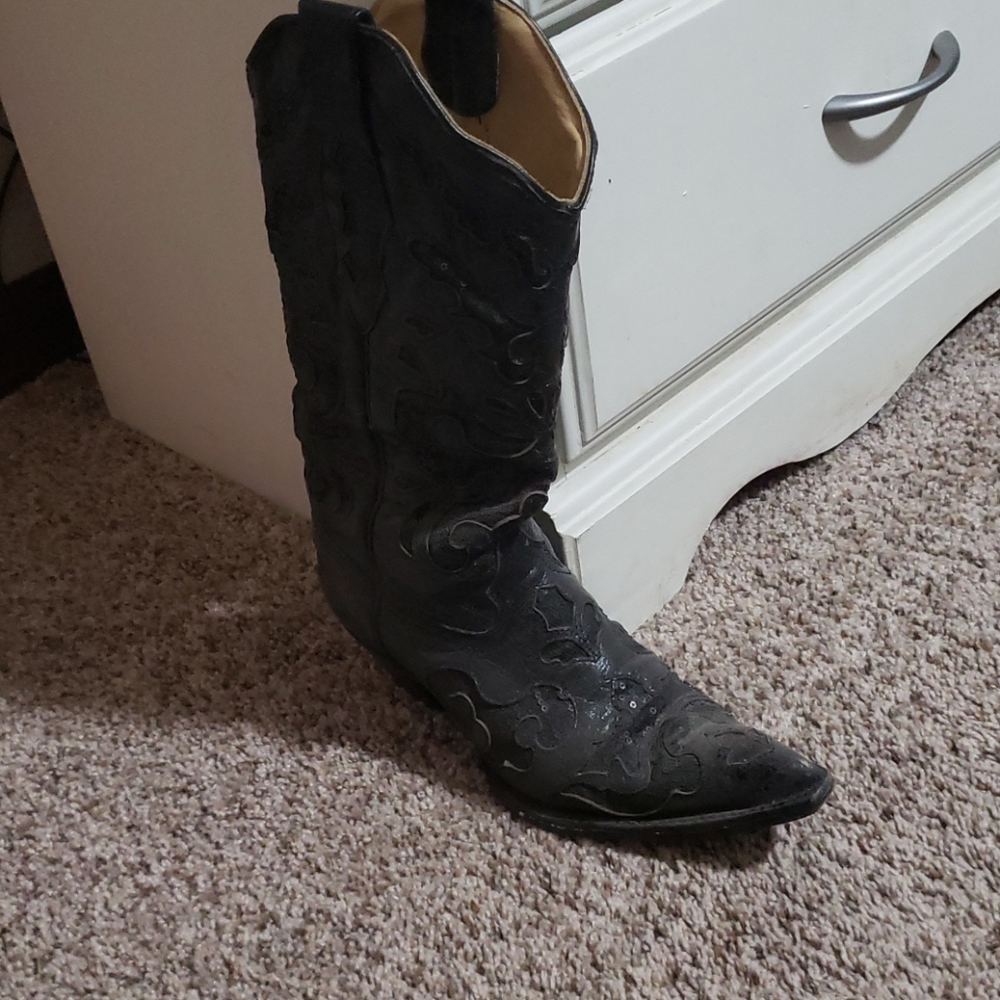 Boots - Picture 2 of 2
